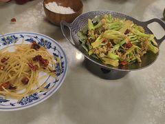 -天天向上素食餐厅(五台山店)