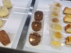 -Dough&Joe团憩(瑞虹天地月亮湾店)