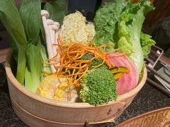 -三出山火锅(万象天地店)