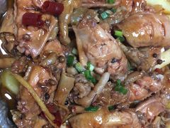 鸡翅煲-胖哥俩肉蟹煲(济南印象城店)