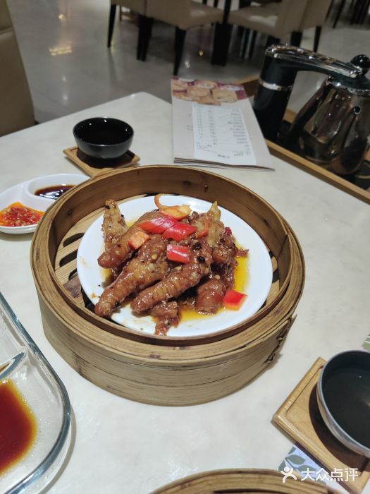 隆隆金大茶楼(明珠广场店)金酱辣露蒸凤爪图片