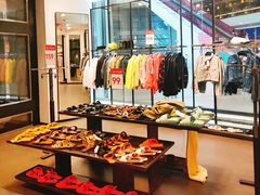 -ZARA(恒隆广场店)
