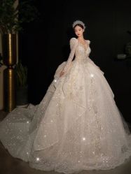 点击看大图 -Renee芮亦婚纱