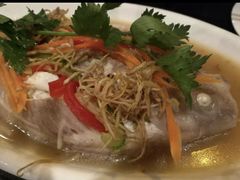 -Neary Khmer Restaurant