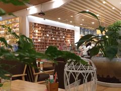 -猫的天空之城概念书店(印象城购物中心店)