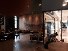 大堂-星巴克臻选(舟山凯虹广场店)