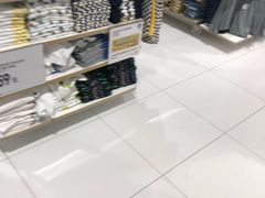 -优衣库(北京万柳华联购物中心店)