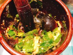 擂辣椒皮蛋-昱龙大盆牛蛙馆(三兴街总店)