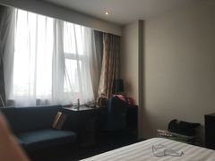 -桔子酒店(合肥三孝口地铁站店)