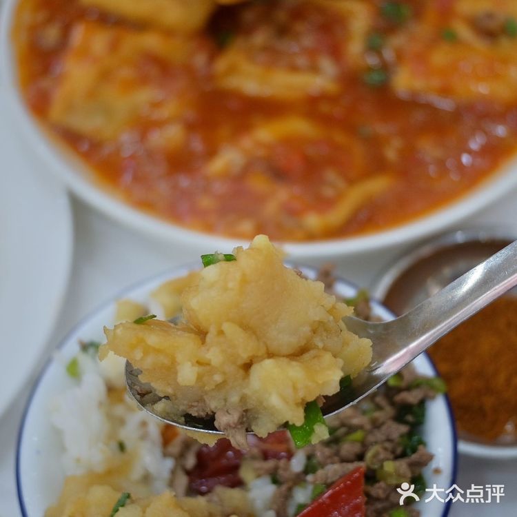 丽江最后一顿选择的这家，有被好吃到，人均才50