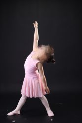 -童影世家儿童摄影(梨园店)