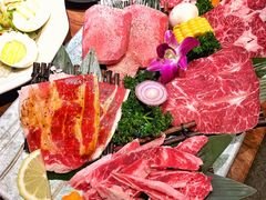 -明洞阿姨·韩式酱蟹烤肉·创意料理(三元桥店)