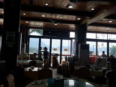 大堂-鹏城人家海鲜酒家·23年老字号(较场尾店)