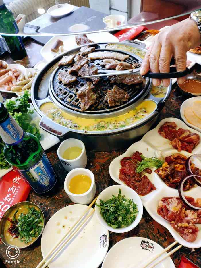 啊美丽炭火烤肉(黄海店)-"爱生活,爱点评!计划是去新玛特吃自助的.