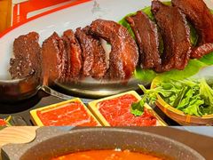 -毛辣果·贵州红酸汤牛肉火锅(西单店)