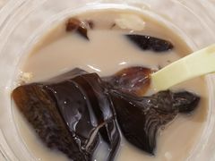 -八婆婆烧仙草(中山路店)