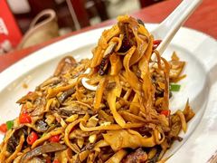 -湖南人家湘菜馆(镇江路店)