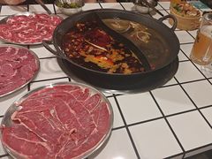 -鹿鸣山草本茶香火锅(园西路店)