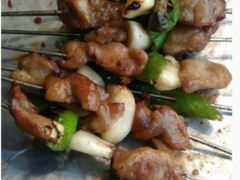 -清真磊磊烧烤老店(饮虎池街34号店)