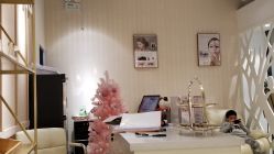 点击看大图 店内环境-春田花美甲美睫