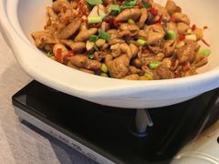 -吃饭皇帝大土家民族菜(荟聚店)