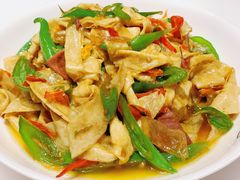火腿炒农家豆腐皮-辣公子·千岛湖私房菜(滨江店)