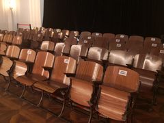 等位区-和平菓局(王府井店)