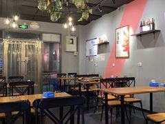 大堂-回·龙虾铺·盆盆蟹·烧烤大排档(回龙观店)