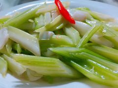 -王府井酒店(金桥港湾店)