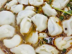酸汤牛肉水饺-回坊马二饺子馆