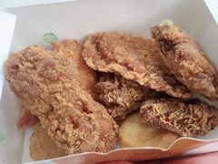 -麦当劳(展览路店)