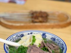 -嘻小北·兰州清汤牛肉面(太平洋森活天地店)