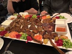 -Efes Turkish & Mediterranean Cuisine 艾菲斯餐厅(陆家嘴店)