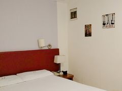 -飘HOME连锁酒店(北京将台地铁站798艺术区店)