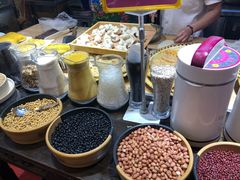 -闯关东东北农家菜(崂山石老人店)