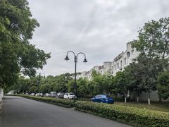 -湖北省世达实用外国语学校