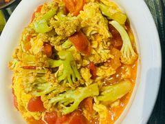 -新颐园本帮江浙菜·红烧猪手煨鲍鱼·红烧肉(顾村公园电台路店)