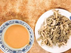 老北京爆肚-门框胡同百年卤煮(前门煤市街店)