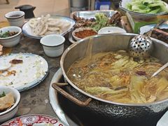 -乳仔牛牦牛汤锅 烤羊排(松潘古城店)