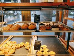 -Dough&Joe团憩(瑞虹天地月亮湾店)