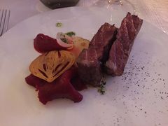 炭烤澳洲牛柳，红甜菜，甜洋葱-伯衡55·吉品轩(乌鲁木齐南路店)