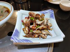 -洁神饭庄·海鲜·青岛菜·30年老字号(五四广场店)