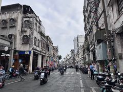 -海口骑楼小吃街