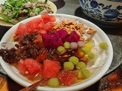 -大众跷脚牛肉馆·非遗传承单位(峨眉山店)