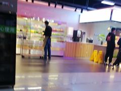 -新艺自助美食城(中山路店)