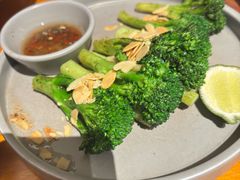 烤西兰花苔-SHAN山(前滩太古里店)