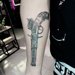 -众刺纹画·纹身·穿孔饰品·海娜定制