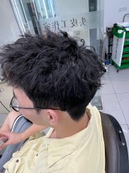 -尤司男士国潮理发馆