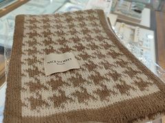 -品真阁华夏典当行(四通桥店)