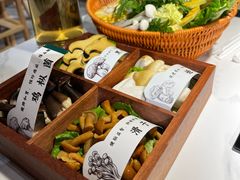 -椰子湾·海南火锅·糟粕醋·椰子鸡(正大广场店)